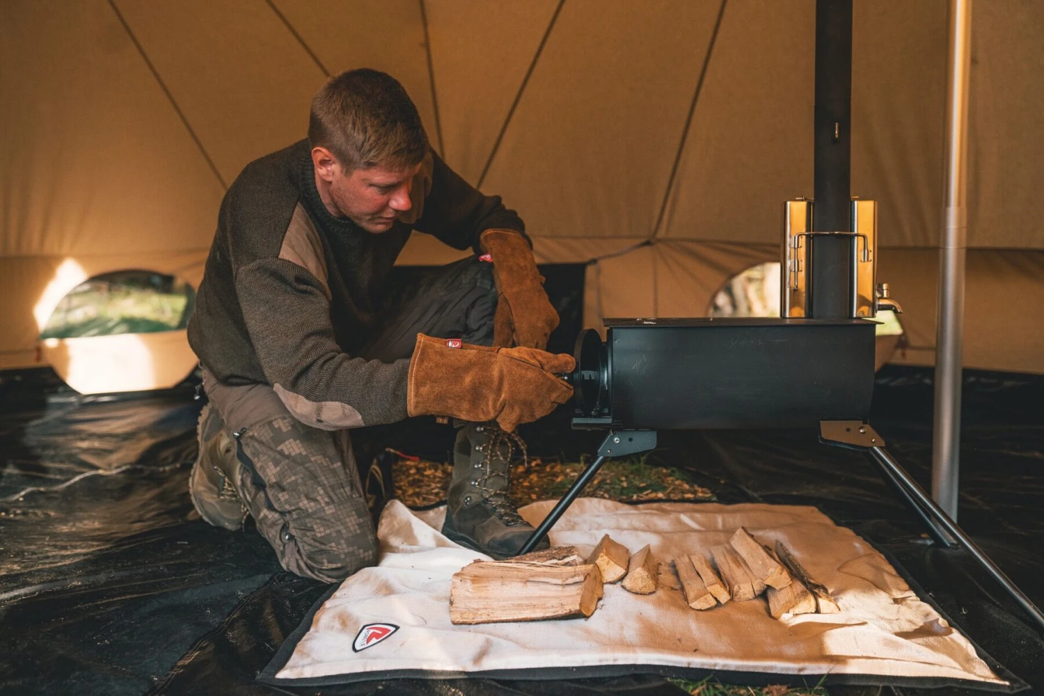 Outwell Robens Klondike Twin Tipi Tent (2023) - Image 5
