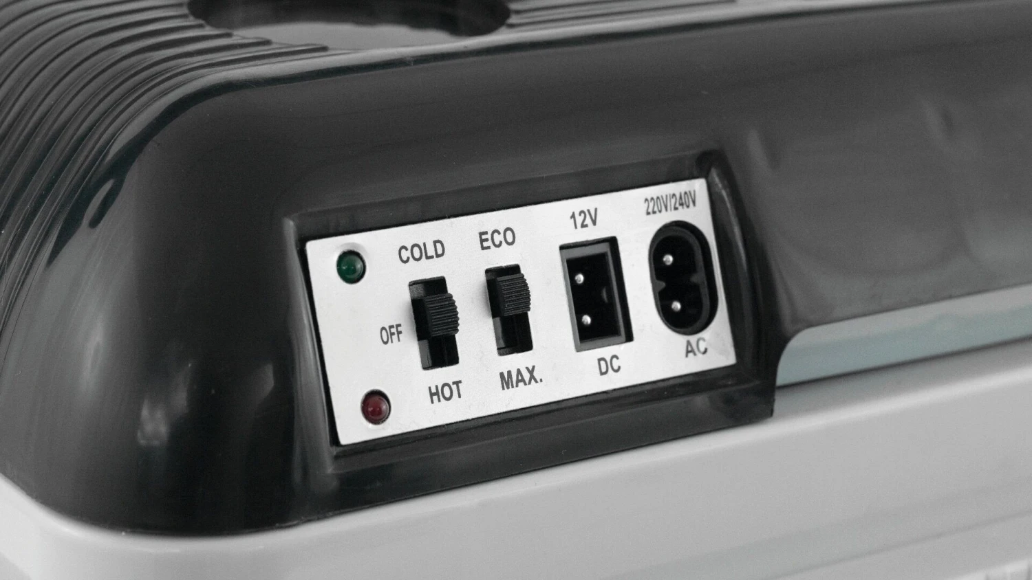 Easy Camp Chilly 12V230V Coolbox 24L - Image 5